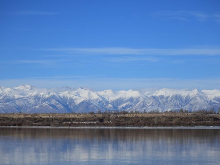 Issyk kul calm, Kyrgyzstan